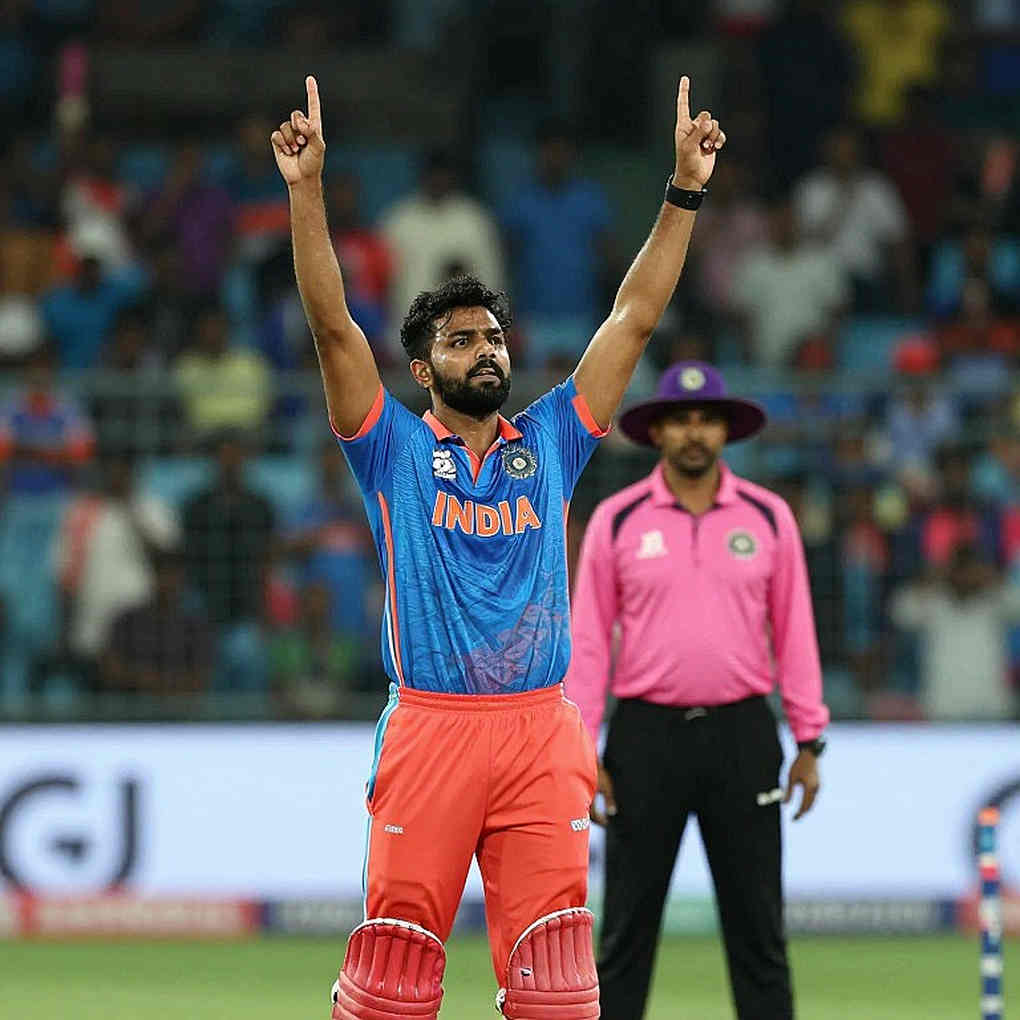 ফ্ল্যাট পিচের যুগে চাহালের 'বোলিং মেশিন' মন্তব্য: ২৫০ রানের চেজ যেটা বলে না ফ্ল্যাট পিচের যুগে চাহালের 'বোলিং মেশিন' মন্তব্য: ২৫০ রানের চেজ যেটা বলে না